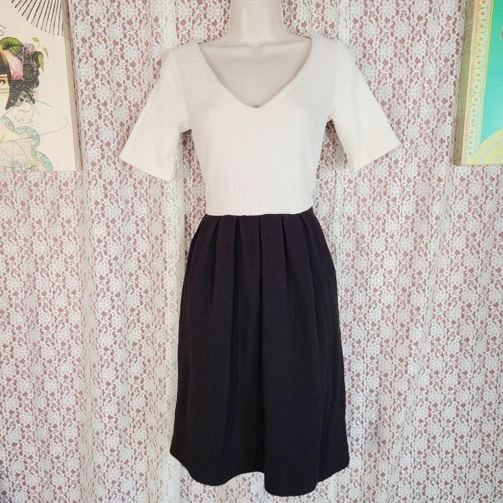 Ganni black cream thick knit fit and flair dress Size xs